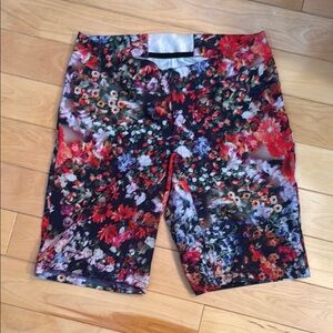 ✨Shebeest Skinny Americano MTB Shorts sz S✨